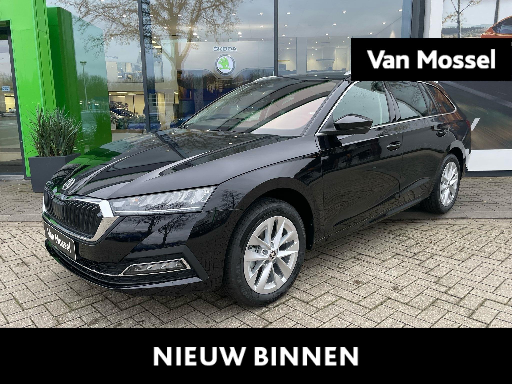 Skoda Octavia Combi 1.0 e-TSI Business Edition Plus 110 PK |, 12 maanden, Stof, Gebruikt, Zwart