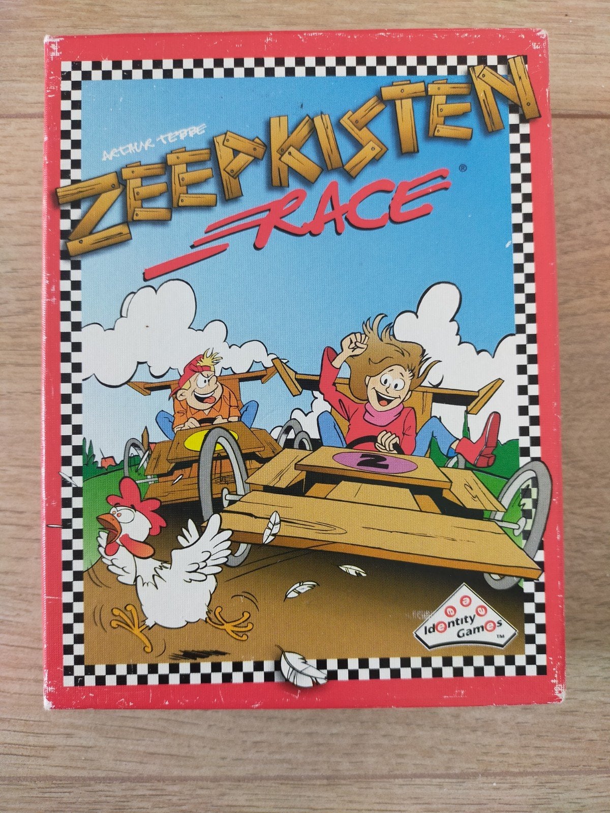 Zeepkistenrace spel, Vijf spelers of meer, Ophalen of Verzenden, Zo goed als nieuw, Identity Games