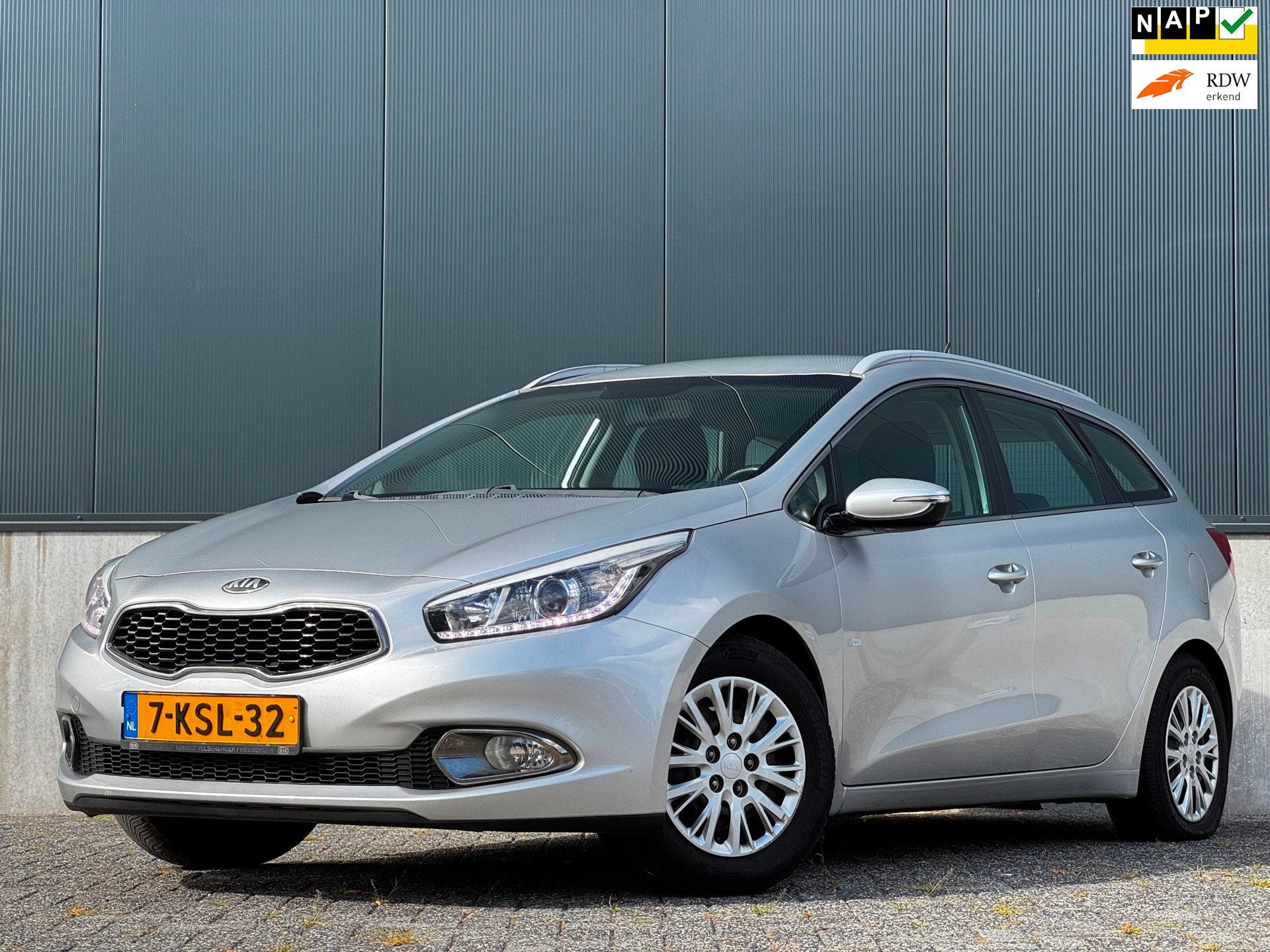 Kia Cee'd Sportswagon 1.6 GDI Business Pack|NAVI|PSENSOR|6BA, Auto's, Euro 5, 135 pk, Gebruikt, 1591 cc