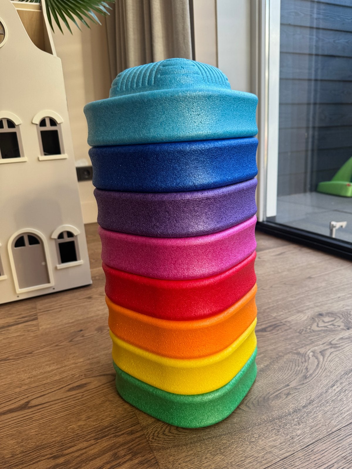 8 regenboog stapelstenen van ToyLino (Aldi), Ophalen, Zo goed als nieuw, Bouwen