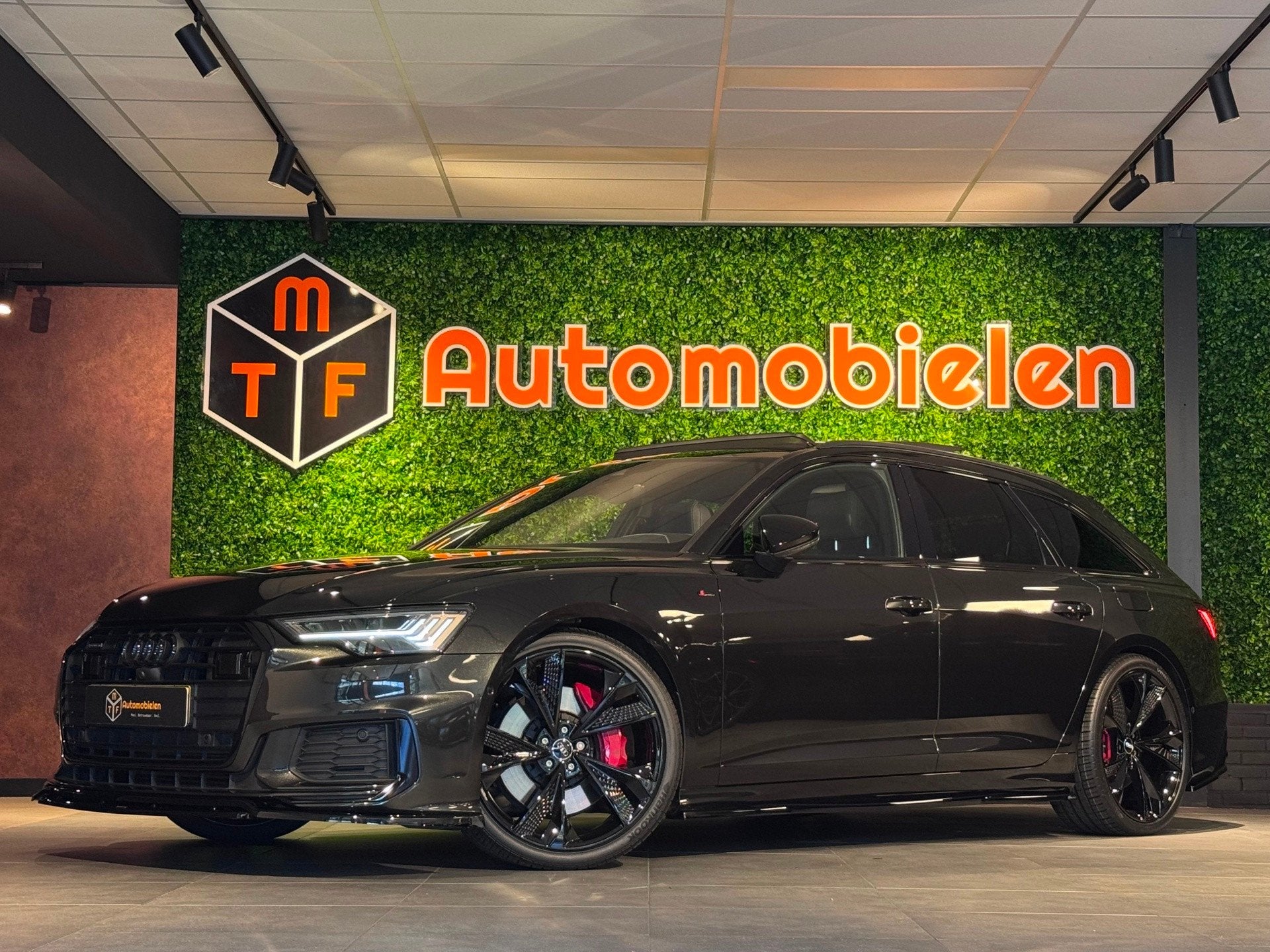 Audi A6 Avant 55 TFSI e QUATTRO 3x S-LINE 367PK|PANO|360CAME, Automaat, Gebruikt, 4 cilinders, Plug-in hybride