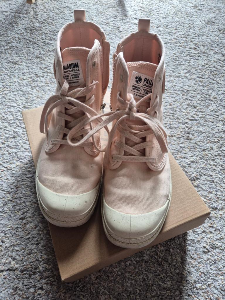 Originele Palladiums. Maat 38. Zalmkleurig., Ophalen of Verzenden, Zo goed als nieuw, Sneakers of Gympen