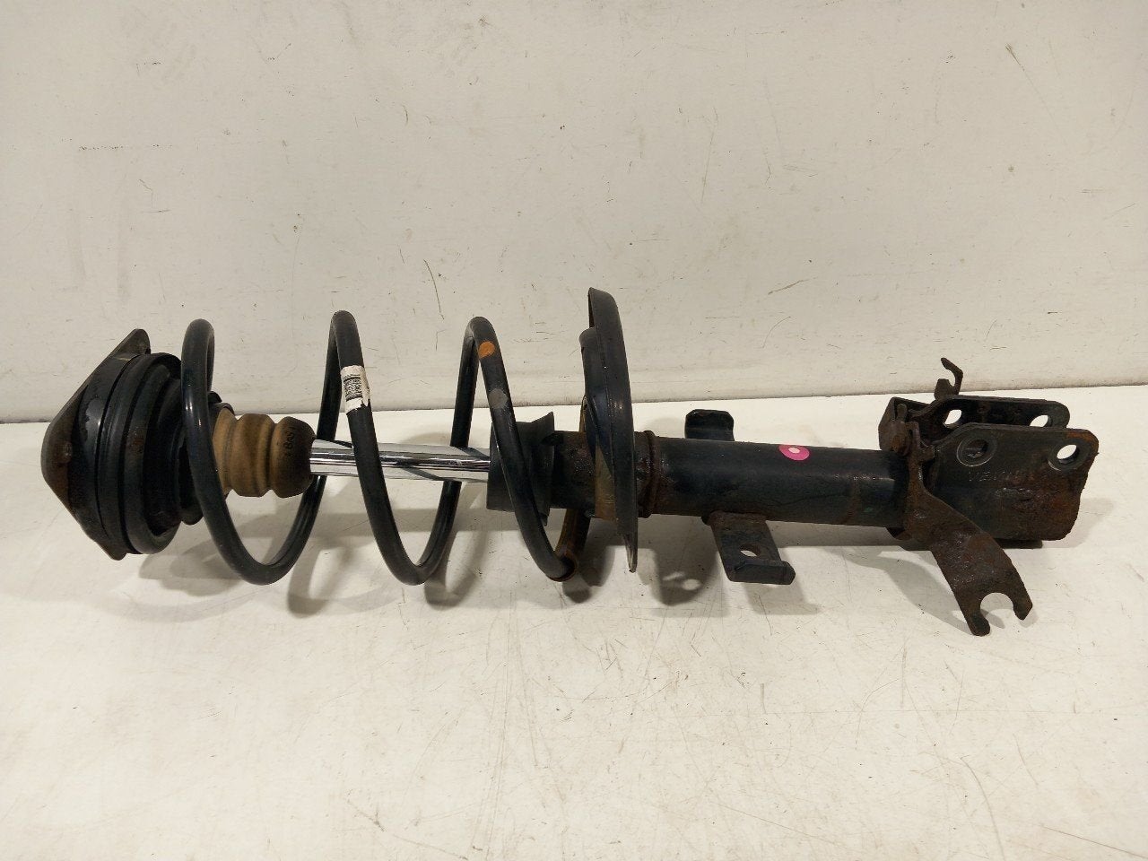 Veerpoot links voor Renault Clio, Onderdelen@venauto.nl, Van der Ven Autorecycling B.V., Gebruikt, Ettenseweg 76, 4706 PB Roosendaal, The Netherlands