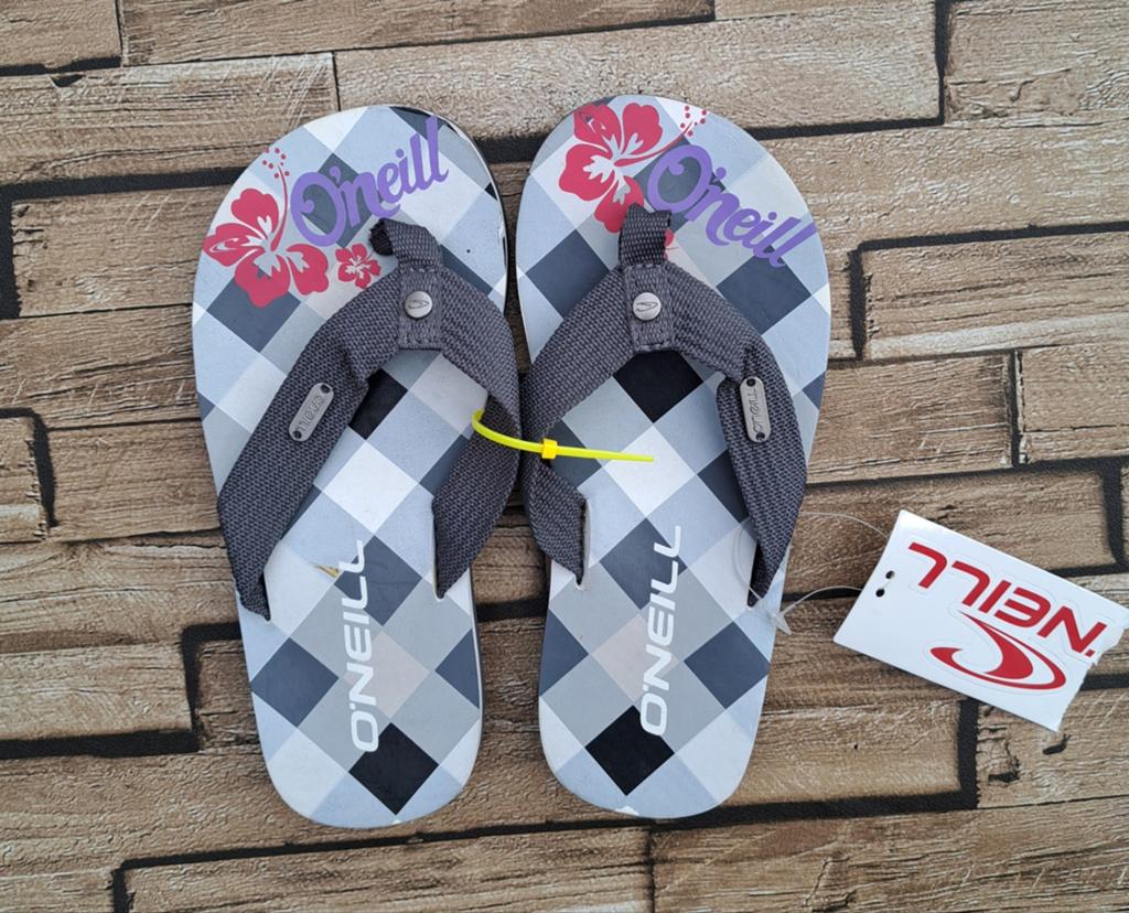 O'Neill slippers maat 32 - Nieuw met kaartje, Newtonstraat 1, 2201 SW Noordwijk, Nederland, Info@oneill.com, O'Neill Europe, Overige typen