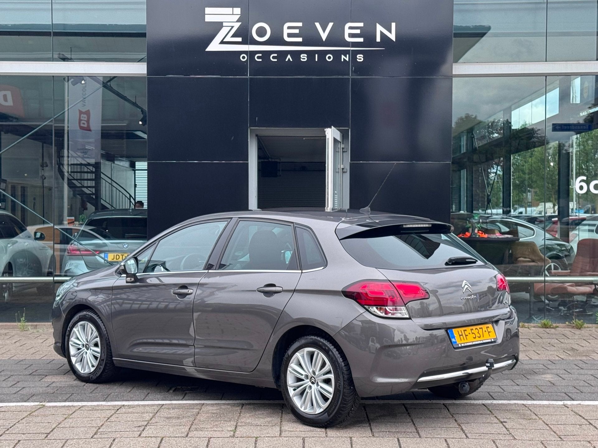 Citroën C4