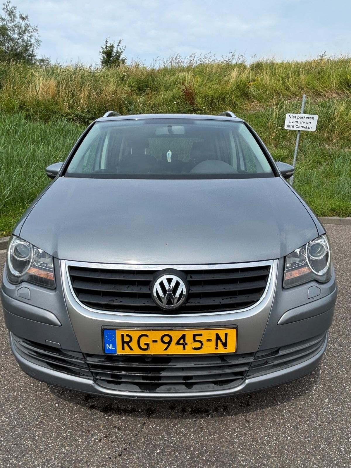 Volkswagen Touran 1.4 TSI 103KW 7P DSG 2010 Grijs, Stof, 4 cilinders, 7 stoelen, 14 km/l