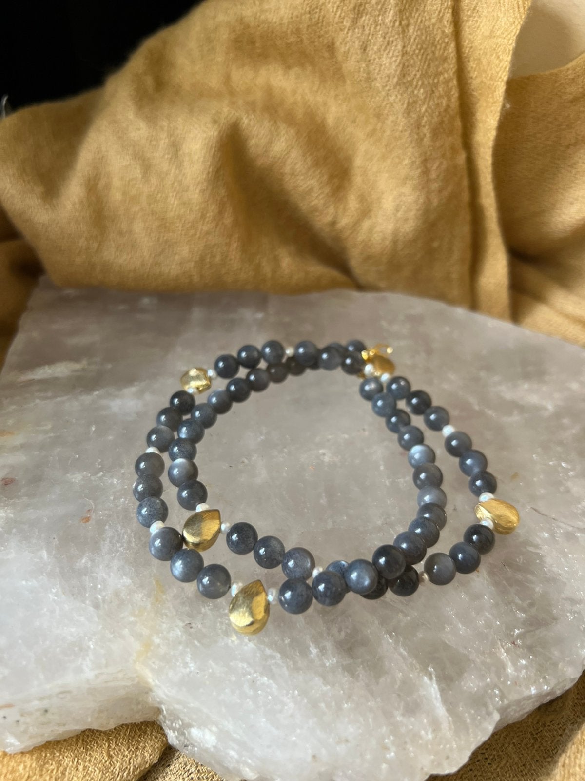 Maansteen grijs kattenoog zilver beschermt intuïtie harmonie, Sieraden, Tassen en Uiterlijk, Kettingen, Nieuw, Ophalen of Verzenden