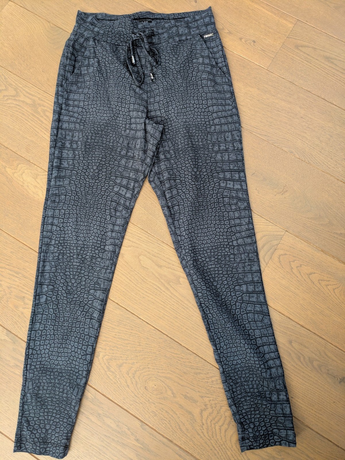 Mi Piace travel broek zwart XS, Mi Piace, Zwart, Ophalen of Verzenden, Zo goed als nieuw