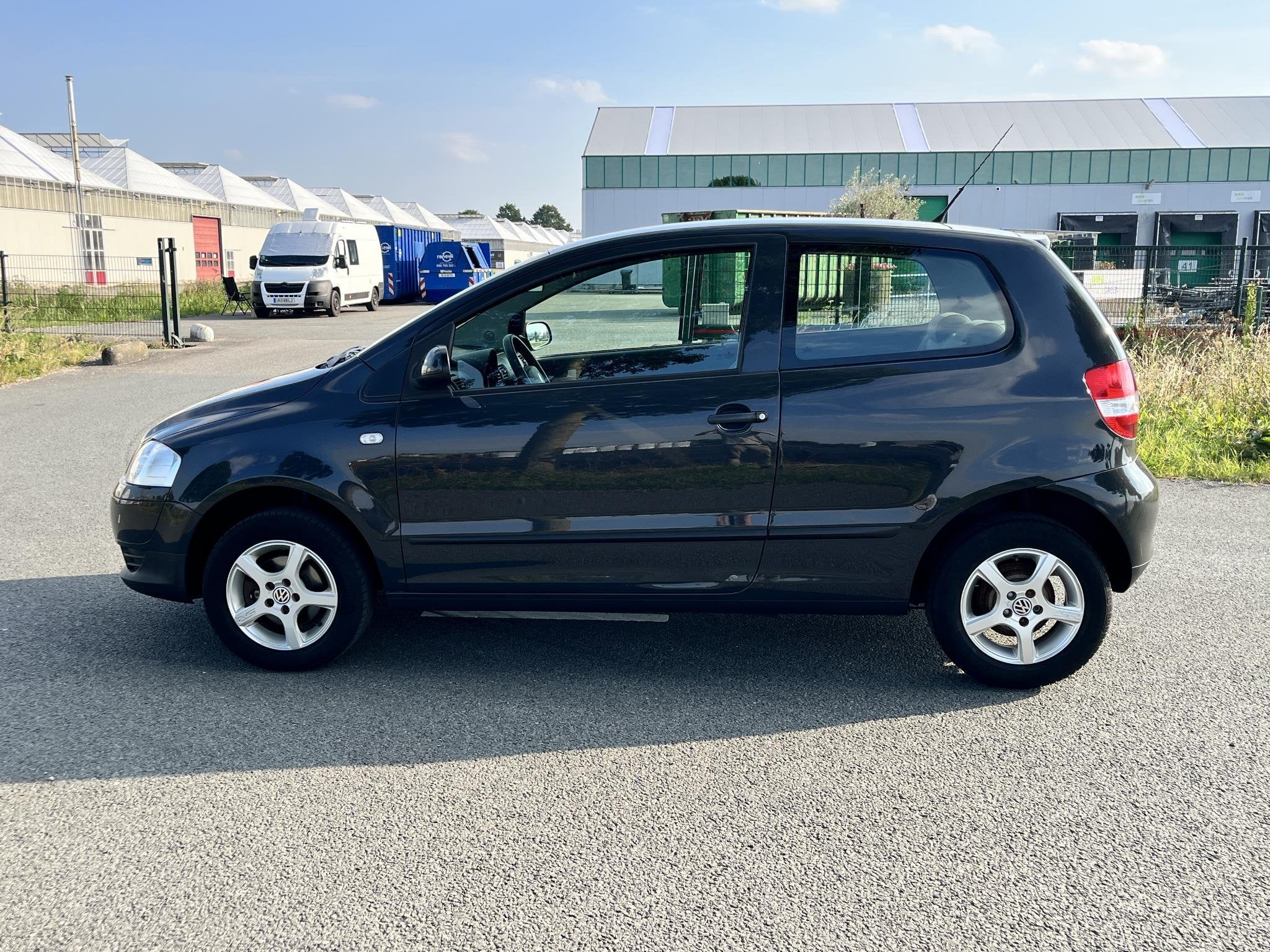Volkswagen Fox 1.2 Trendline, Auto's, Volkswagen, Voorwielaandrijving, Stof, Zwart, 4 stoelen