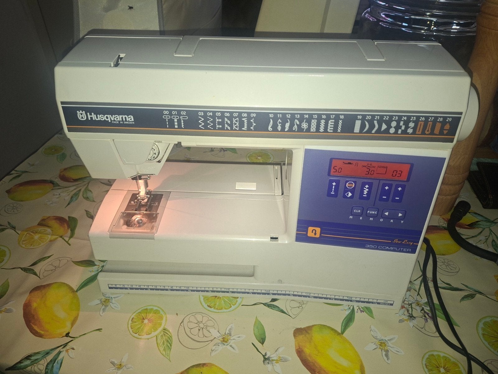 Husqvarna 350 Computer Naaimachine - Compleet & Getest, Ophalen of Verzenden, Gebruikt, Naaimachine, Husqvarna