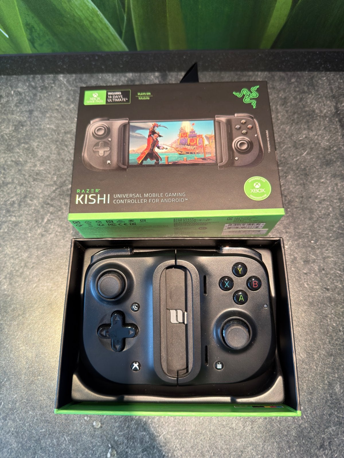 Razer Kishi Universal Mobile Gaming Controller voor Android, Spelcomputers en Games, Spelcomputers | Overige Accessoires, Ophalen of Verzenden