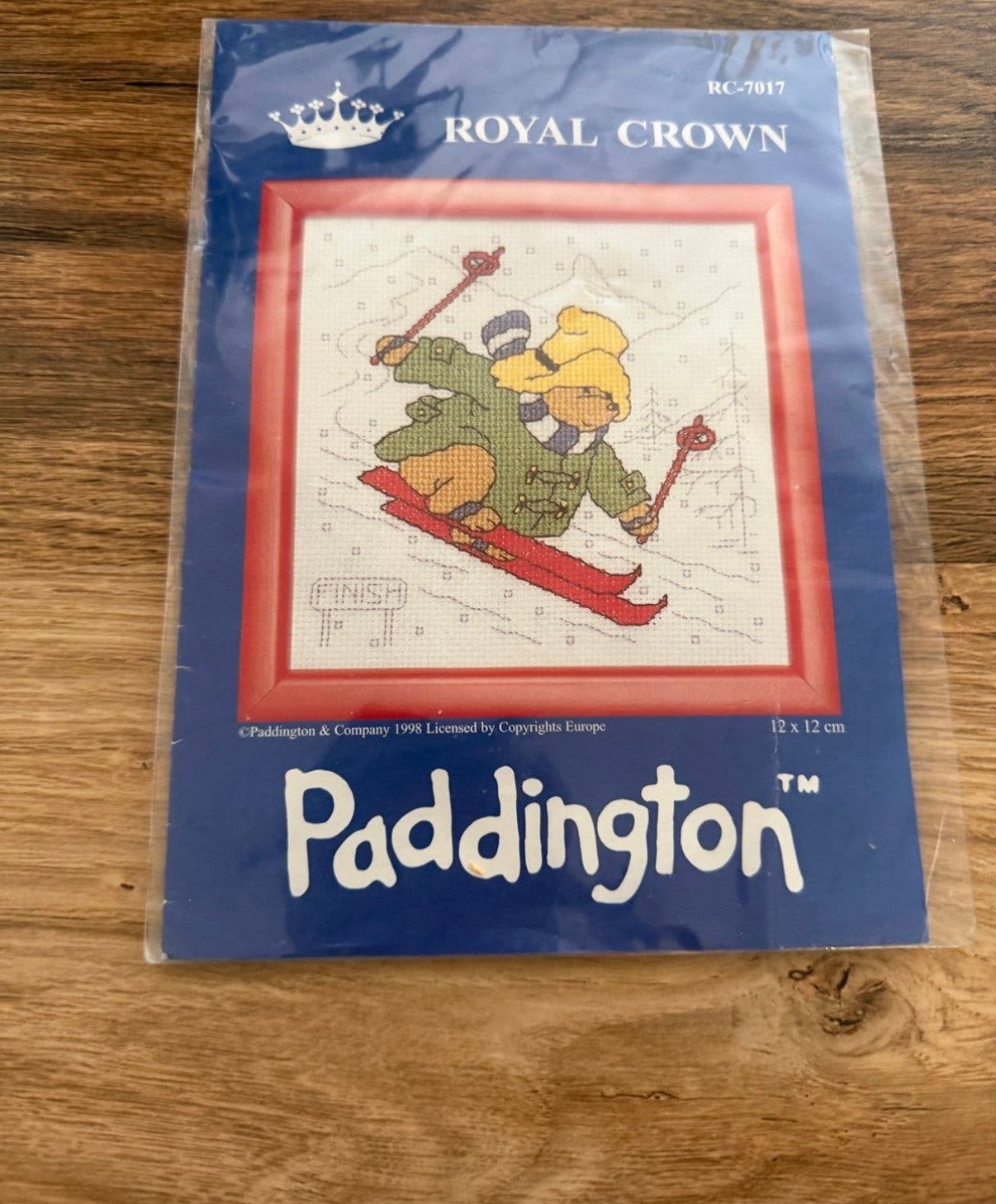 Paddington Royal Crown Borduurpakket Skiën, Ophalen of Verzenden, Nieuw, Handborduren, Borduurpakket
