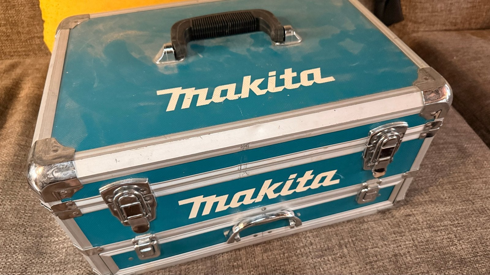 Makita Boor- en Schroefmachine DDF343 met accessoires, Doe-het-zelf en Verbouw, Gebruikt, Variabele snelheid, Ophalen of Verzenden