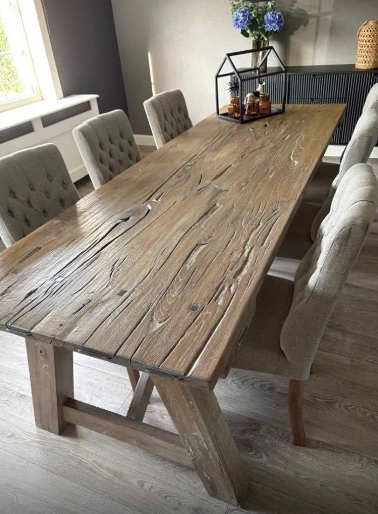 Unieke eiken kloostertafel met stoelen, Ophalen, Zo goed als nieuw, 4 tot 6 stoelen