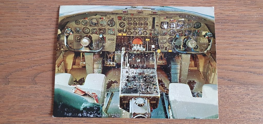 Fotokaart van cockpit DC 8 uit de jaren '60., Ophalen of Verzenden, Zo goed als nieuw, Kaart, Foto of Prent