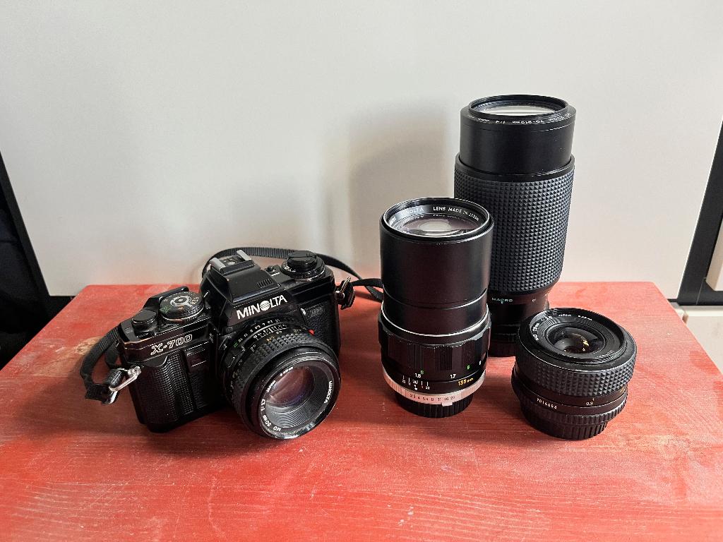 Minolta X700 body + 4 lenzen, Audio, Tv en Foto, Fotocamera's Analoog, Ophalen of Verzenden, Gebruikt, Spiegelreflex, Minolta