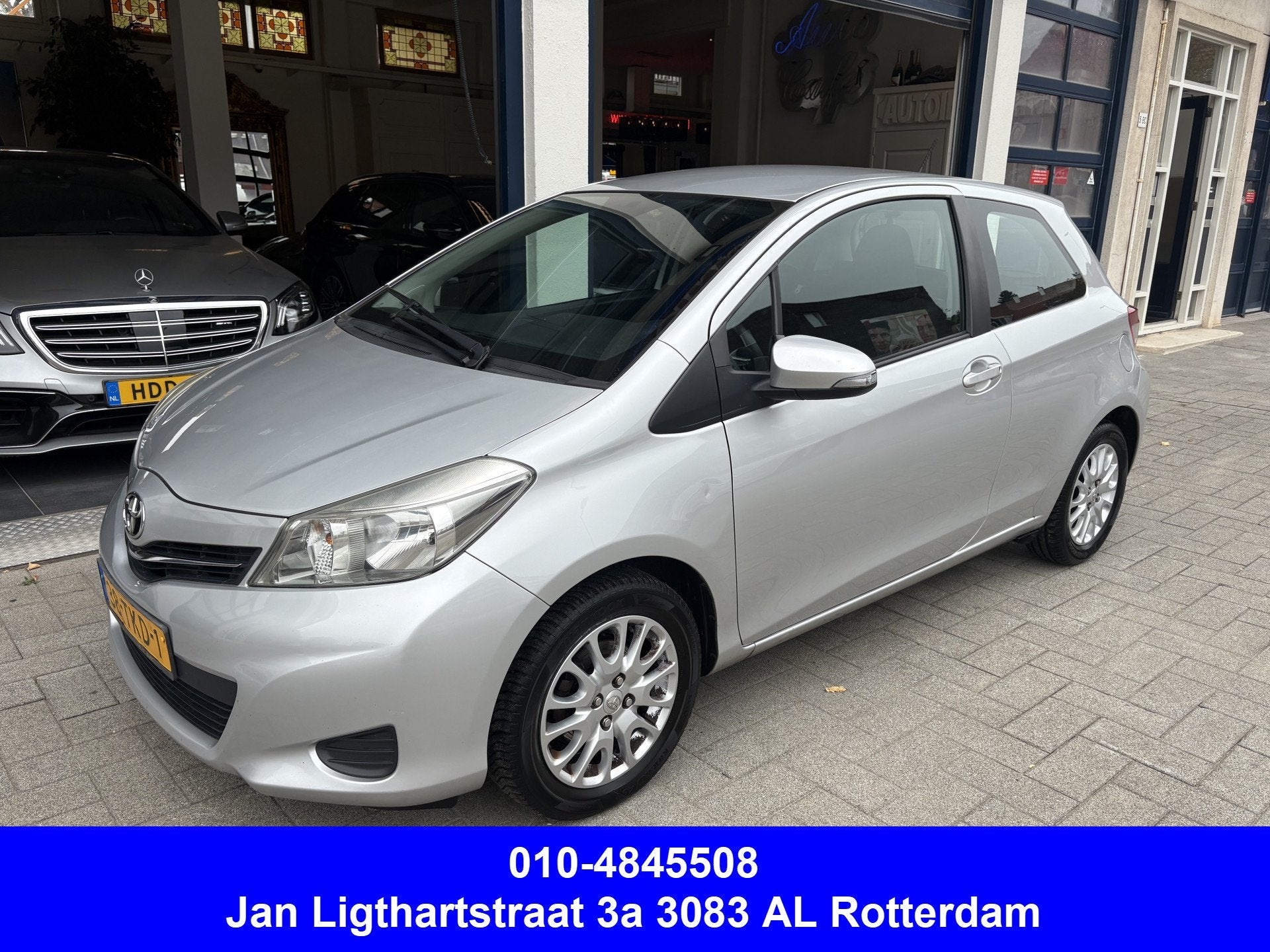 Toyota Yaris 1.0 VVT-i Aspiration CAMERA/BLUETOOTH/NL AUTO/N, Auto's, Euro 5, 527 kg, 750 kg, Elektrische ramen