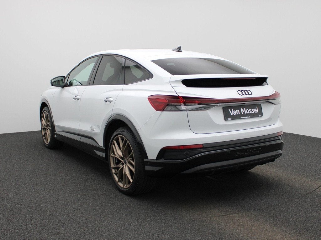 Audi Q4 Sportback e-tron 45 S Edition 82 kWh | S-line l SoH, Auto's, Audi, 12 maanden, Achterwielaandrijving, Gebruikt, Zwart