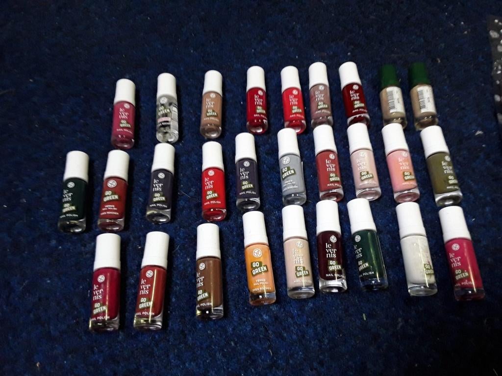Nagellak, Ophalen, Nieuw, Overige kleuren, Handen en Nagels