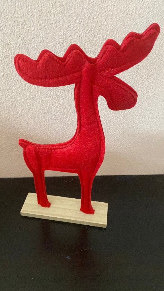 Rood vilten rendier, kerstdecoratie op houten voet, Diversen, Ophalen, Zo goed als nieuw