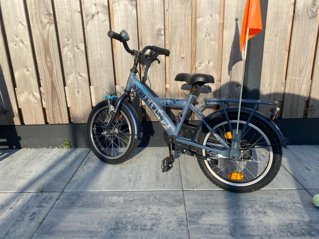 Loekie Streetwise kinderfiets 16 inch - Opknapper, Ophalen, Gebruikt, Terugtraprem, 16 tot 20 inch