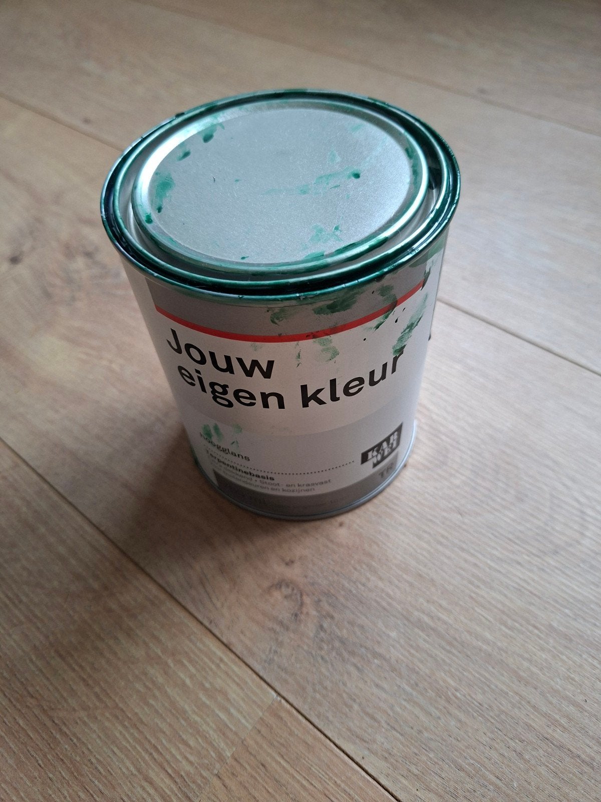 Karwei Buitenlak Hoogglans RAL-6005 (ca. 700 ml), Doe-het-zelf en Verbouw, Ophalen, Zo goed als nieuw, Overige typen