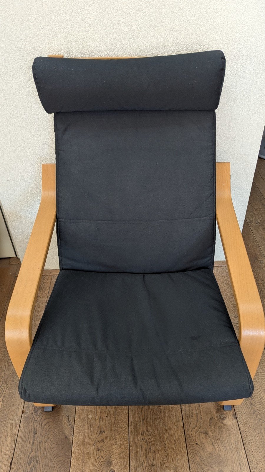 Ikea Poang stoel in beuken met zwart kussen., Ophalen, Gebruikt, Zwart, Eén