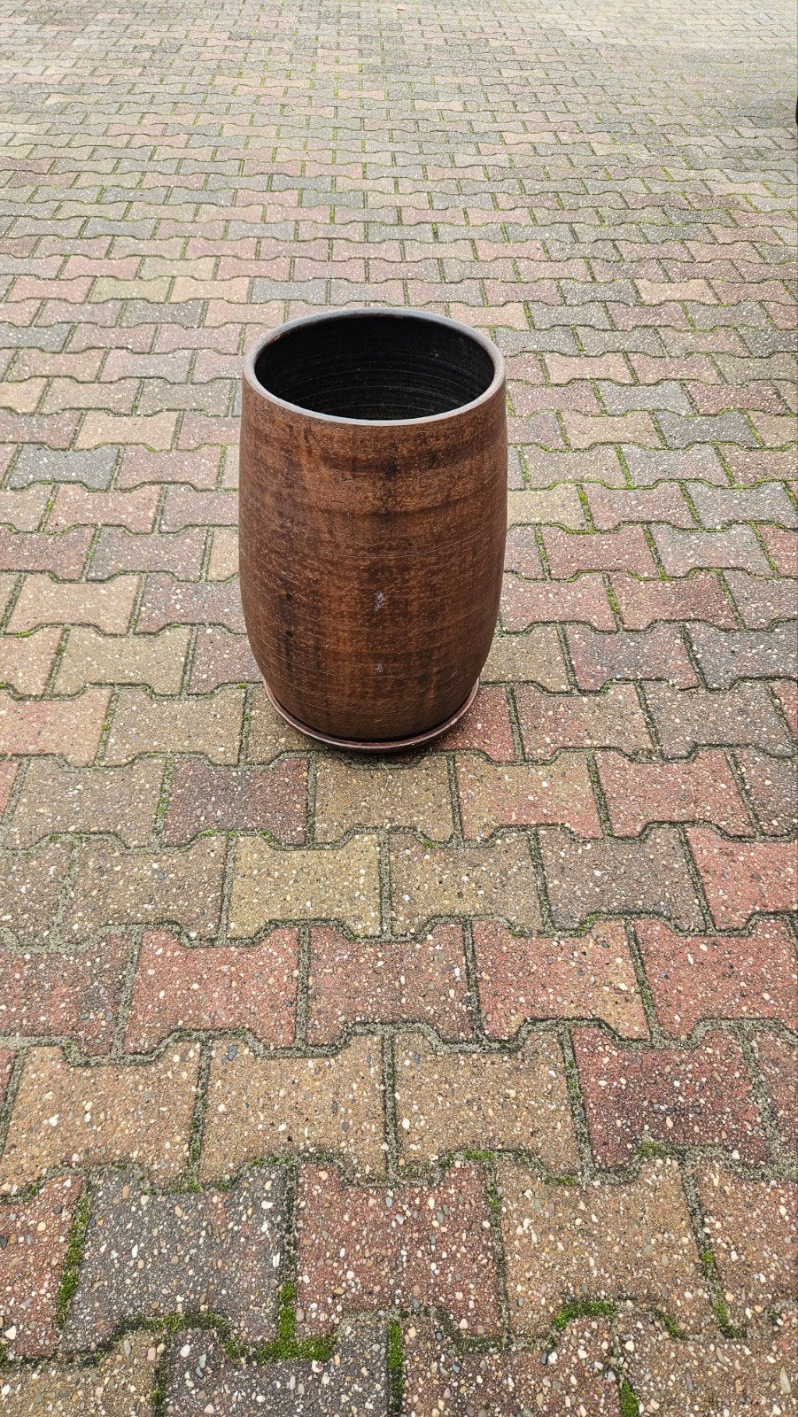 Bloempot met schaal 53 hoog 28 doorsnede

53 cm hoog 
28 cm, Rond, Zo goed als nieuw, Aardewerk, 40 tot 70 cm