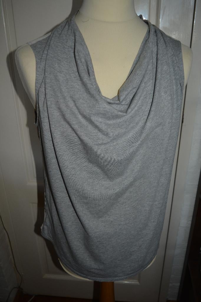Maison Scotch, leuk grijs mouwloos top, maat 4 (40), Maat 38/40 (M), Zo goed als nieuw, Zonder mouw, Grijs