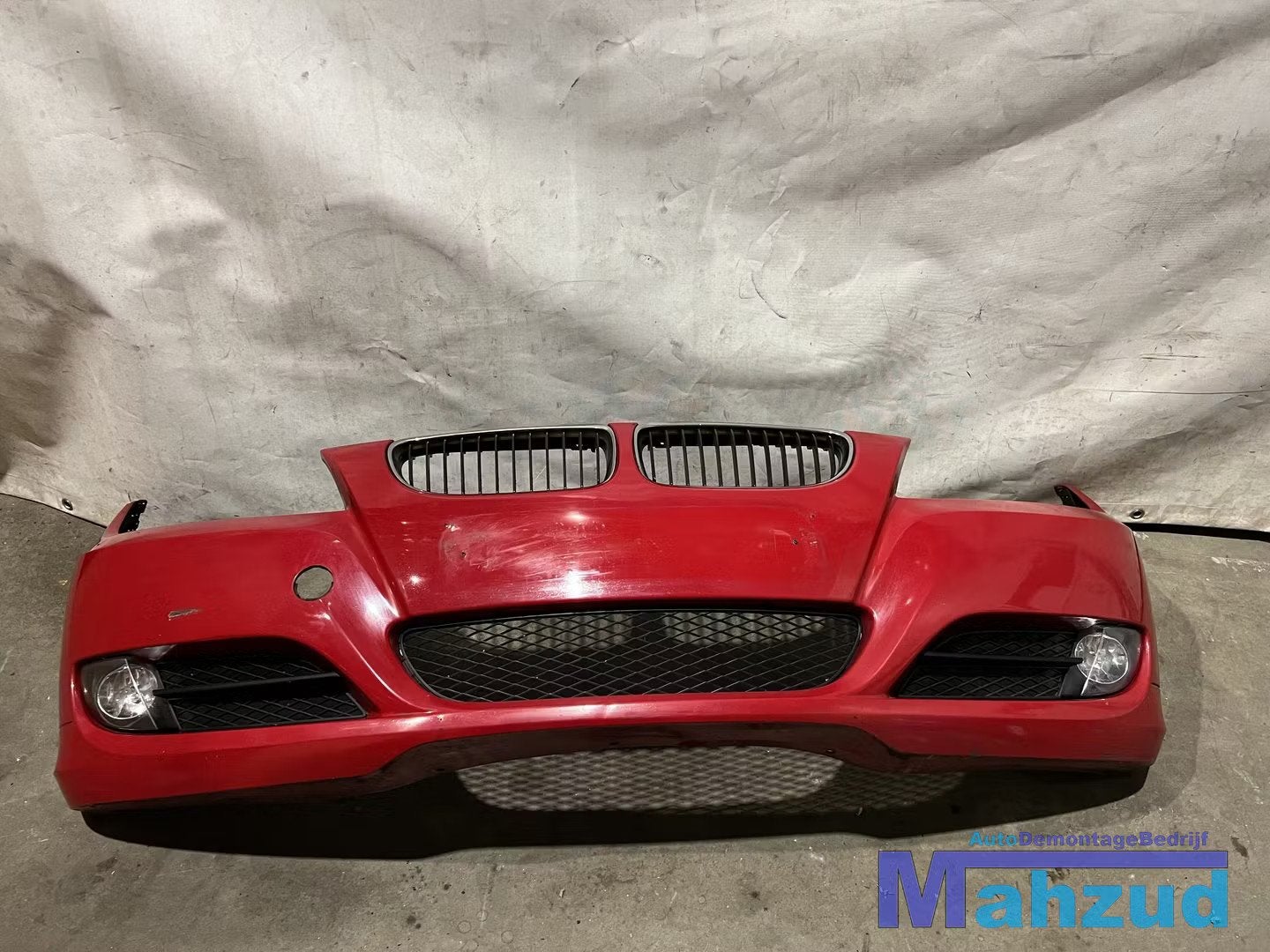 BMW 3 SERIE E90 E91 Rood voorbumper bumper voor 2004-2012, Auto-onderdelen, Carrosserie en Plaatwerk, Petuelring 130
80788  Munich, DE