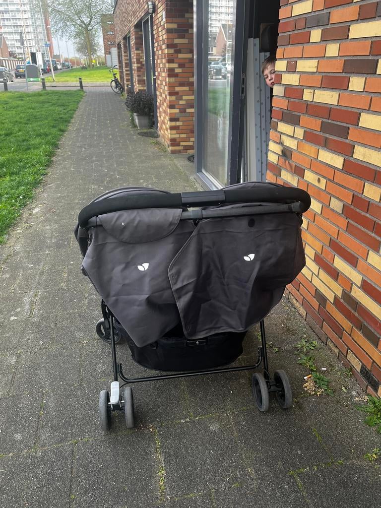 Tweeling buggy donkergrijs met geruite binnen stof, Ophalen of Verzenden, Zo goed als nieuw, Kinderwagen, Overige merken