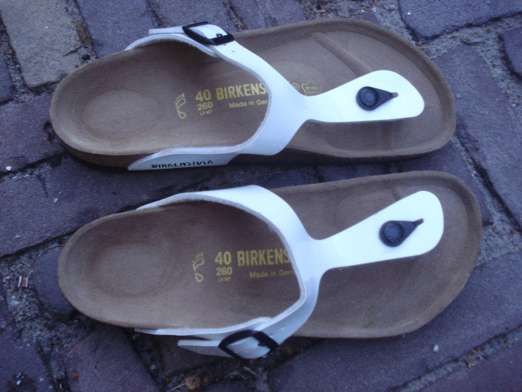 BIRKENSTOCK GIZEH WIT LAK 38 NU GRATIS VERZENDING PER POST, Slippers, Verzenden, Wit, Nieuw