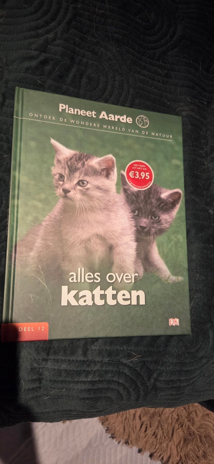 Planeet Aarde: Alles over katten (Deel 12), Boeken, Ophalen of Verzenden, Zo goed als nieuw, Overige diersoorten