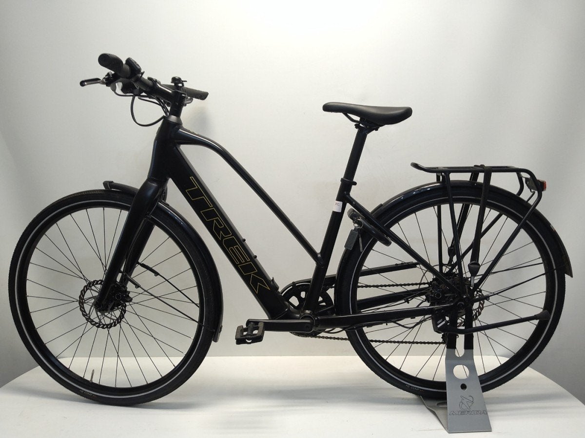 Trek FX+ 2 Dames Zwart 56cm M, Fietsen en Brommers, Elektrische fietsen, Gebruikt, -, -, -