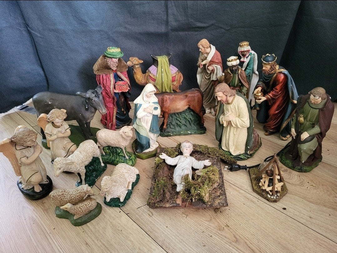 Oude 20-delige kerststal - Opknapper voor de liefhebber, Antiek en Kunst, Ophalen