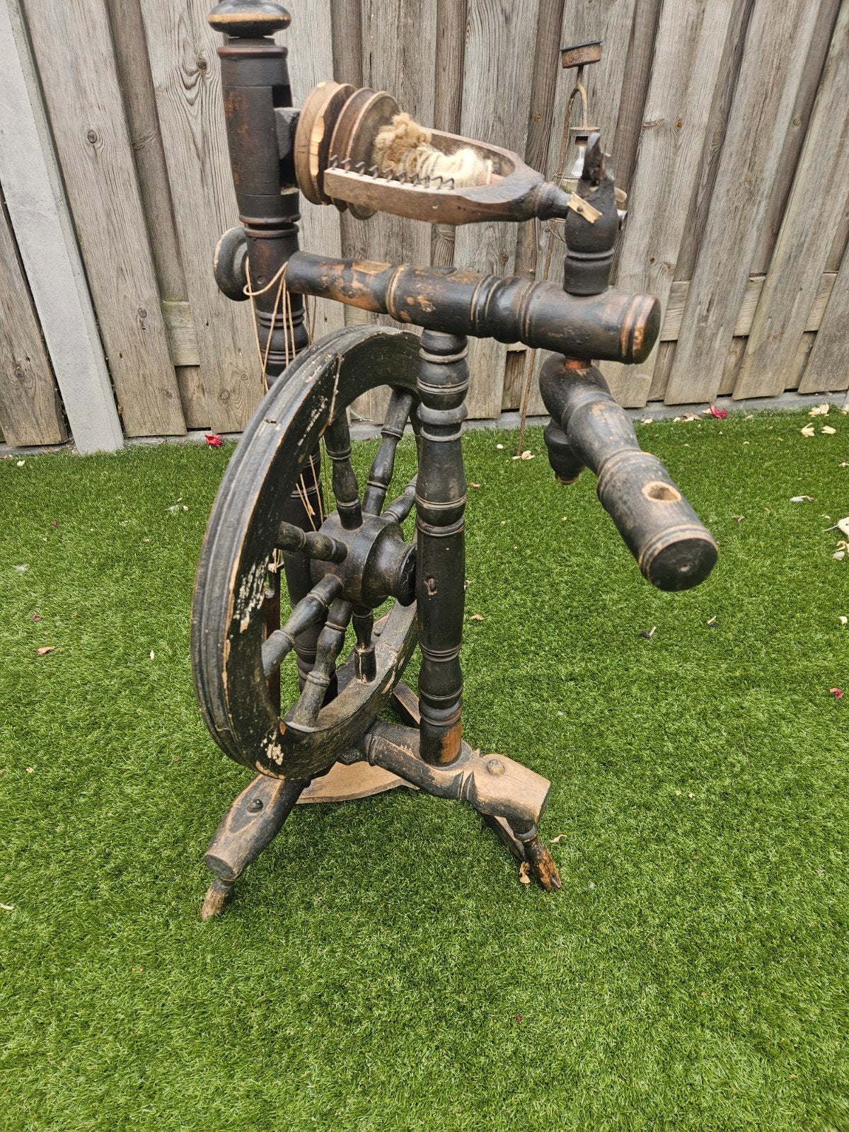 Antiek Spinnewiel - Decoratief en Authentiek, Hobby en Vrije tijd, Spinnewielen en Spinnen, Ophalen of Verzenden