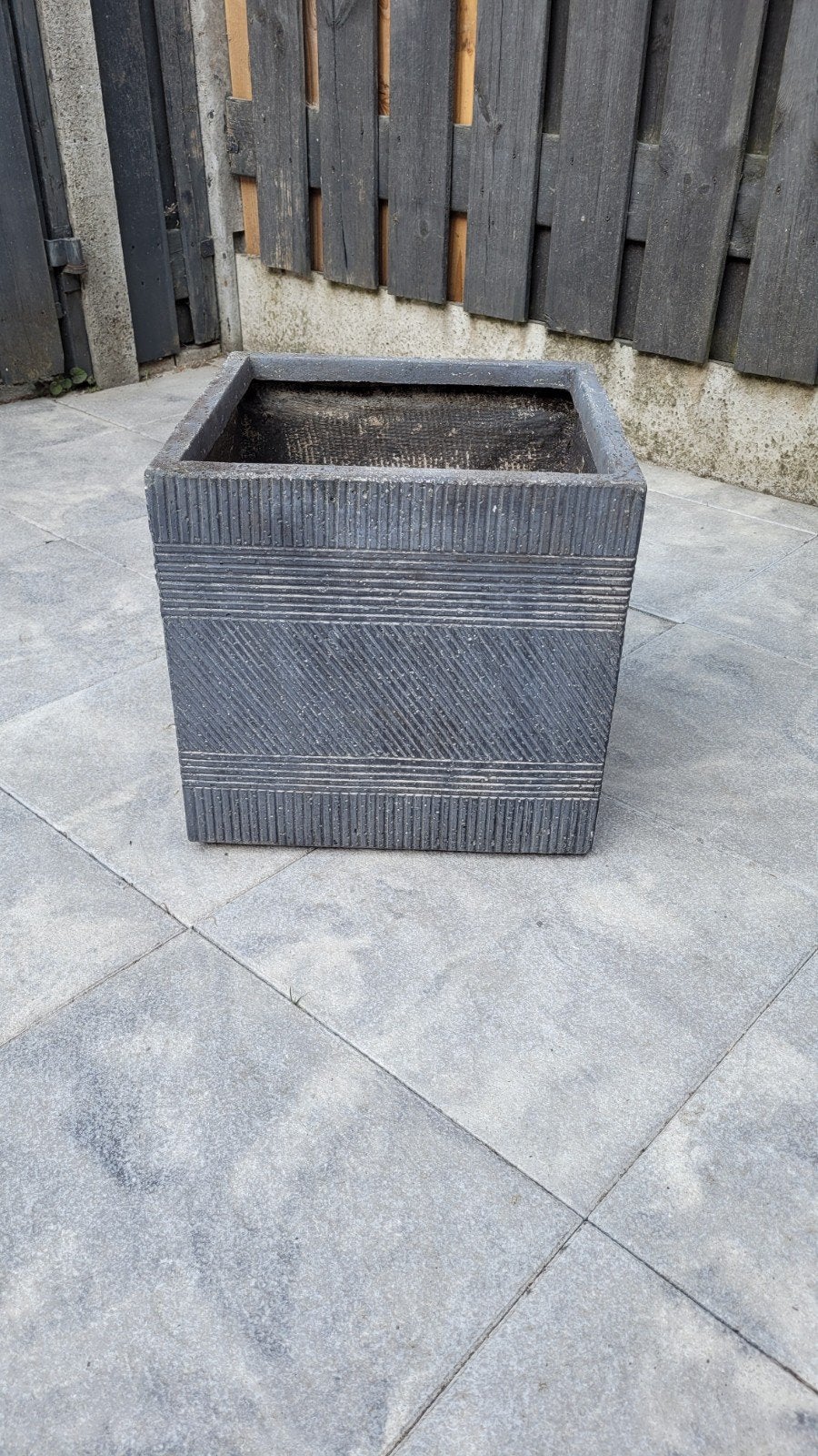 Gebruikte kunststof plantenpot voor buiten - 37x37x35 cm, Kunststof, Gebruikt, Minder dan 60 cm, Vierkant