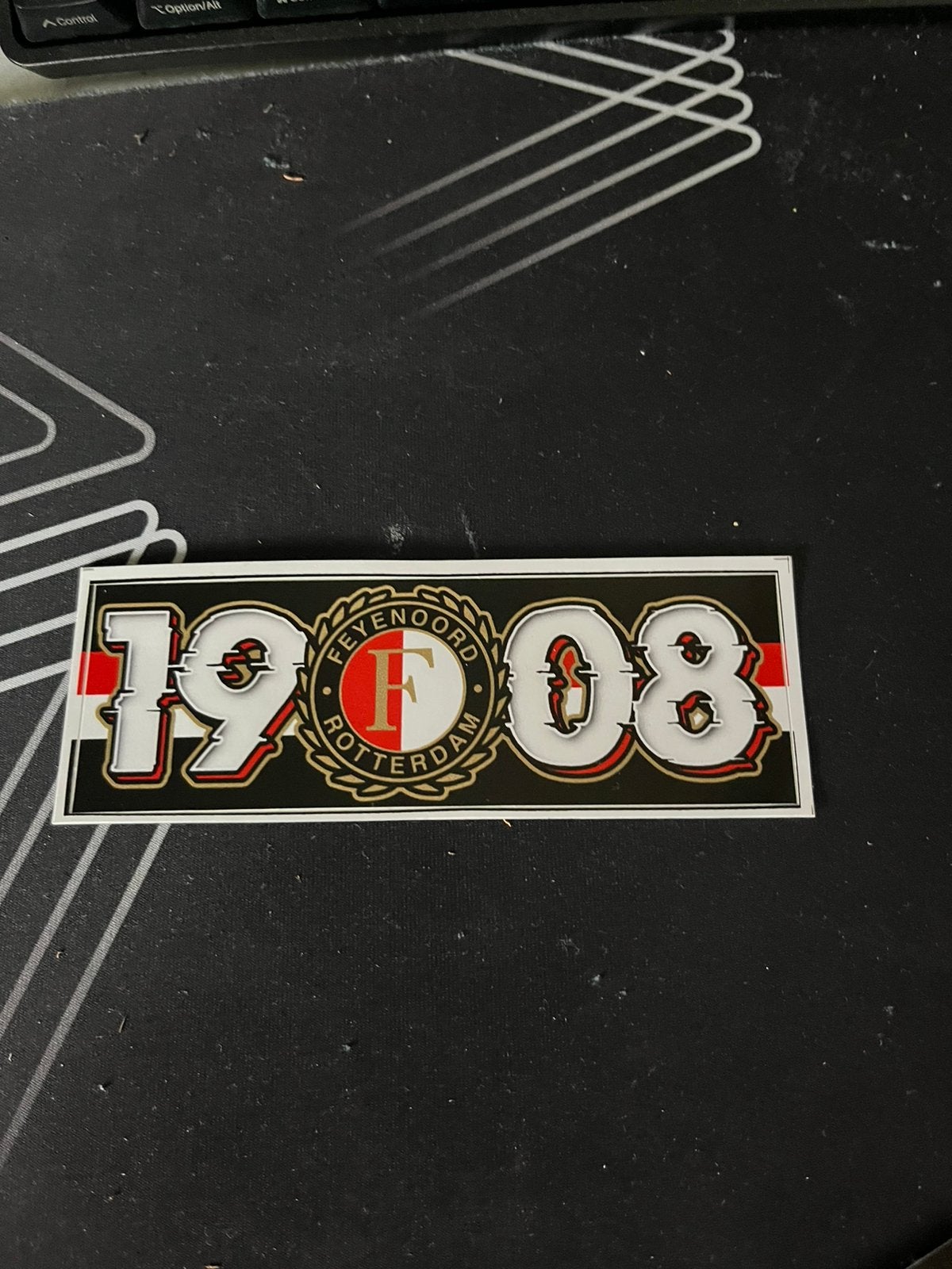 1908, Verzamelen, Speldjes, Pins en Buttons, Ophalen of Verzenden, Zo goed als nieuw, Sport