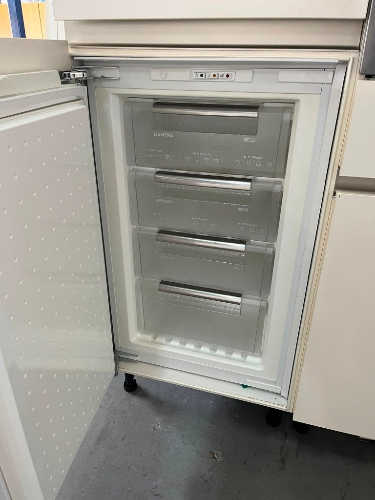 Complete keuken met APP 120Keukens op voorraad Nr. 2968, Ophalen, Wit, Hoekkeuken, Zo goed als nieuw