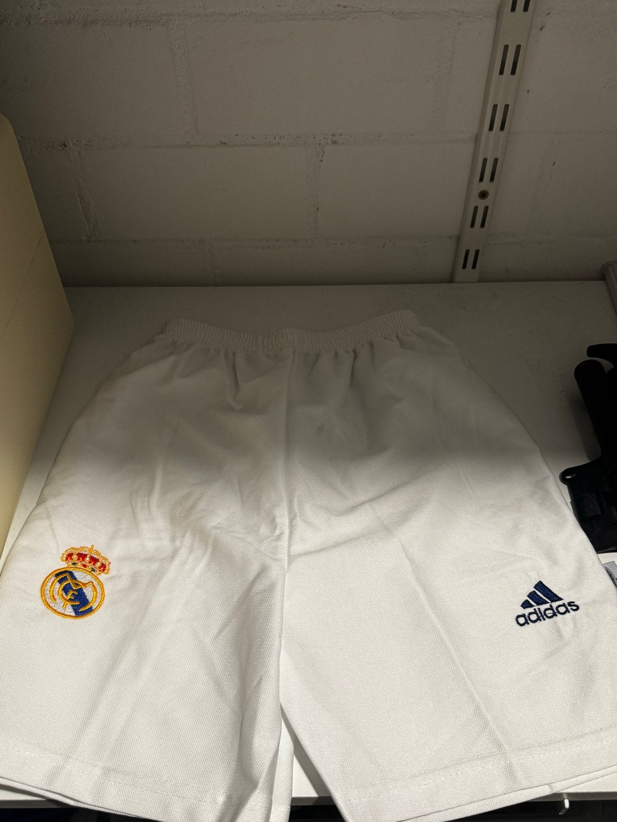 Real Madrid - Sportbroekje, Ophalen of Verzenden, Jongen of Meisje