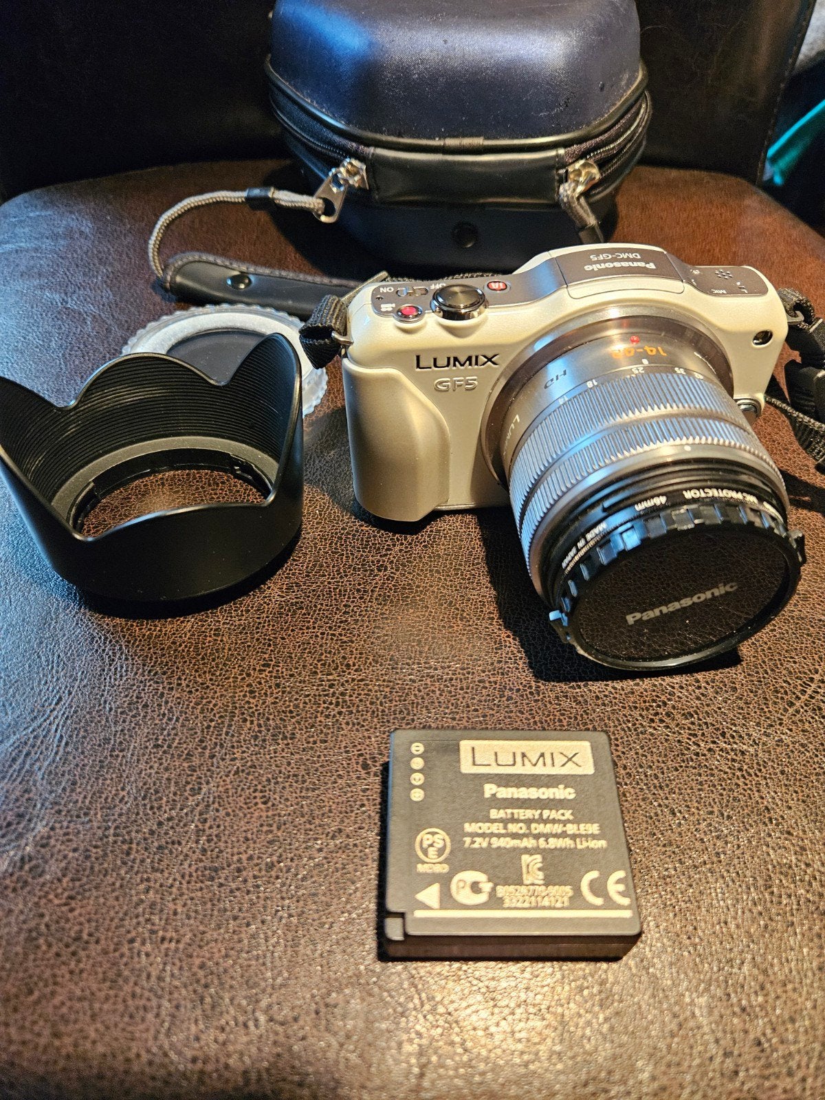 Panasonic Lumix DMC-GF5 Systeemcamera met 14-42mm lens, Ingebouwde flitser, Gebruikt, Panasonic, Lensdop