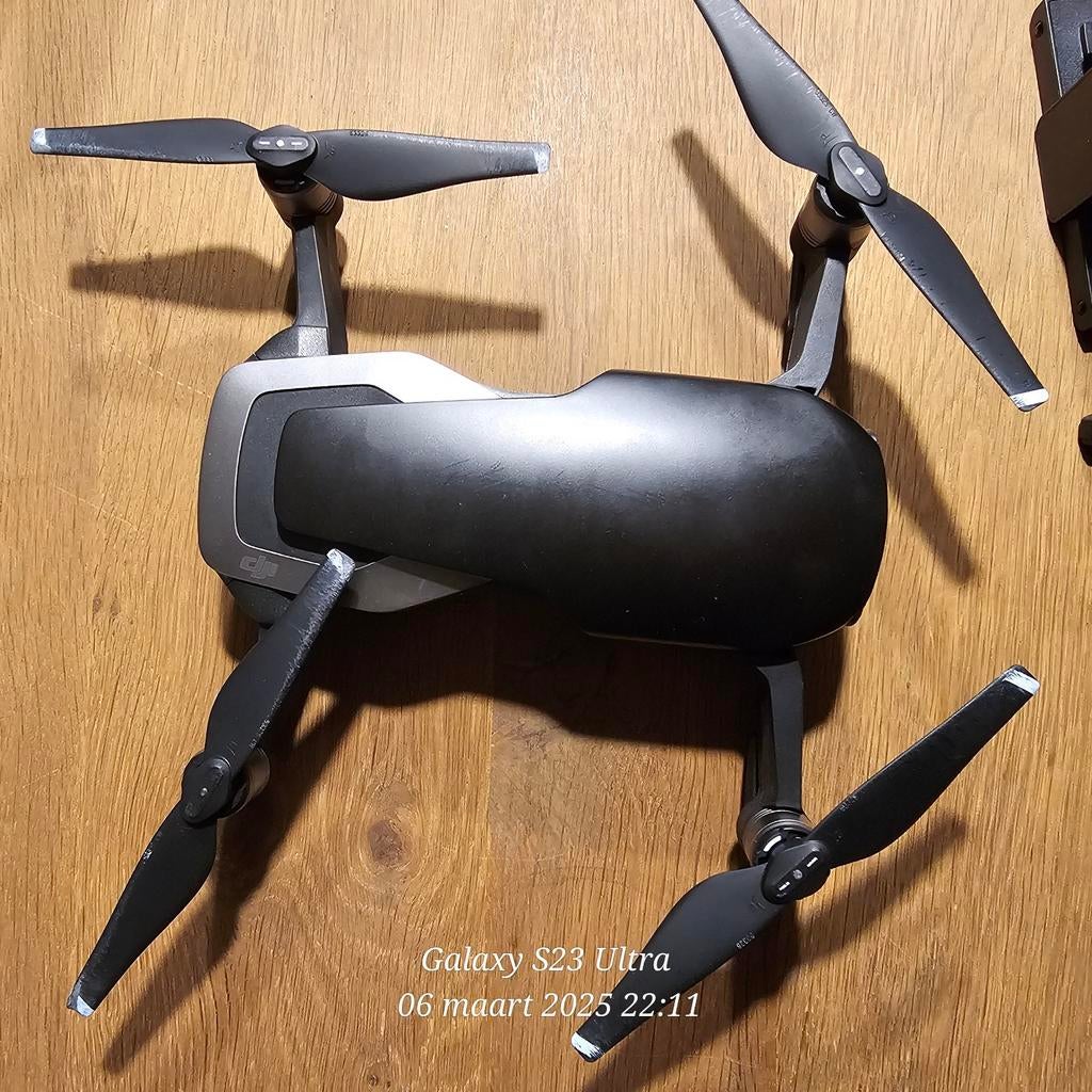 DJI Mavic Air Fly More Combo - Zo goed als nieuw, Ophalen of Verzenden