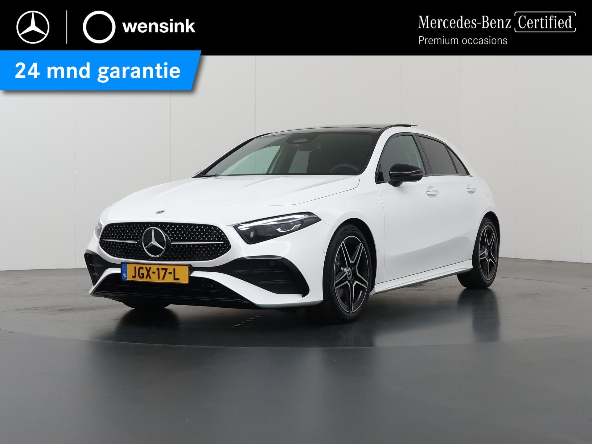 Mercedes-Benz A-klasse 180 Business Solution AMG | Panoramad, Auto's, Dealer onderhouden, 136 pk, Gebruikt, 4 cilinders
