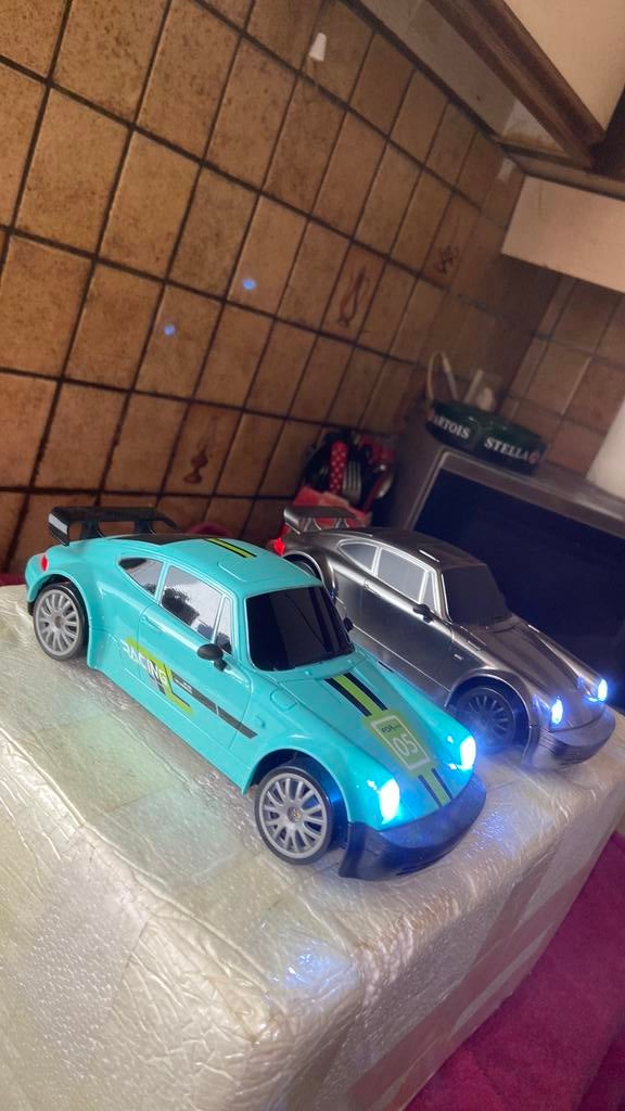 RC DRIFT WAGENS NAGELNIEUW 21cm op 9cm, Hobby en Vrije tijd, Modelbouw | Radiografisch | Auto's, Elektro, Nieuw, Ophalen of Verzenden