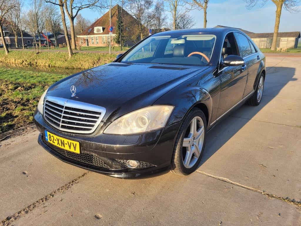 Mercedes-Benz S-Klasse 5.5 S500 AUT 2006 Zwart, Auto's, Mercedes-Benz, Automaat, Achterwielaandrijving, Zwart, Leder