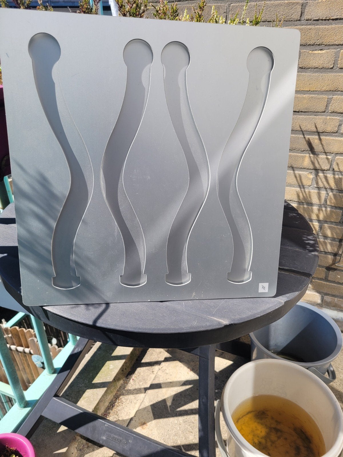 Nespresso wanddecoratie/kunstwerk, Ophalen, Gebruikt, Grijs, Metaal