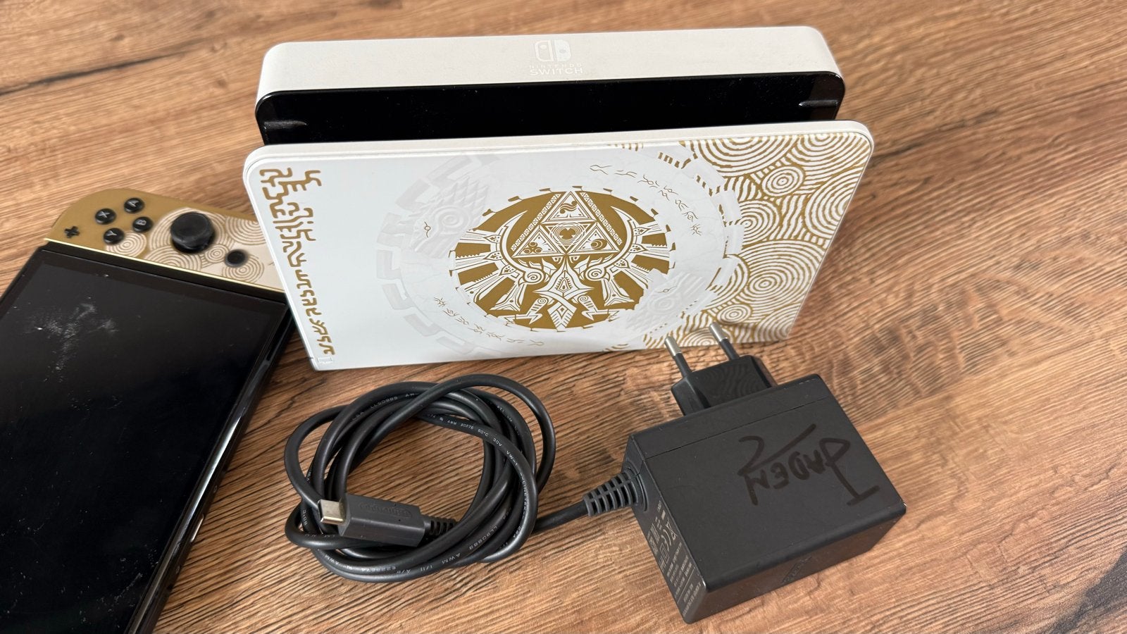 Nintendo Switch OLED Zelda Tears of the Kingdom Editie, Ophalen, Zo goed als nieuw, Met 1 controller, Switch OLED