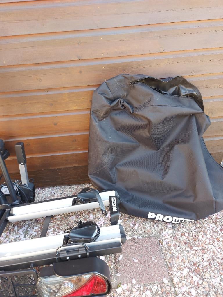 Fietsdrager, Auto diversen, Fietsendragers, Gebruikt, Trekhaakdrager, 2 fietsen, Elektrische fiets, Ophalen