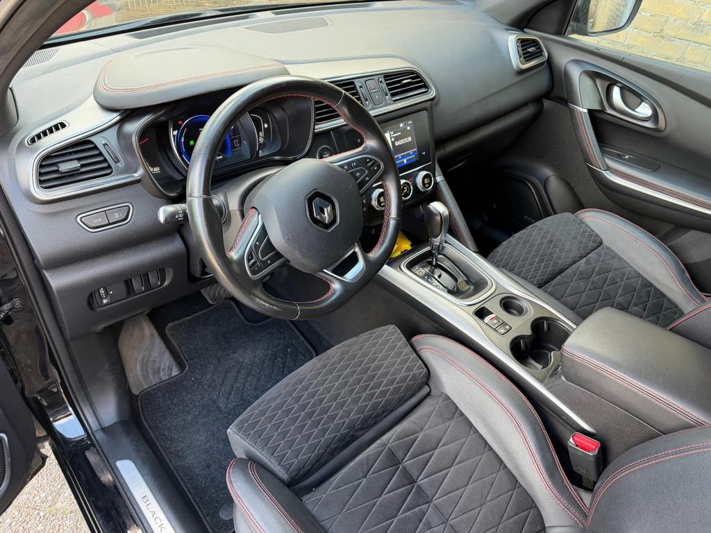 Renault Kadjar 1.3 TCe Black Edition|Camera|Trekhaak|Stoelve, Auto's, Renault, Kadjar, Gebruikt, Euro 6, 4 cilinders