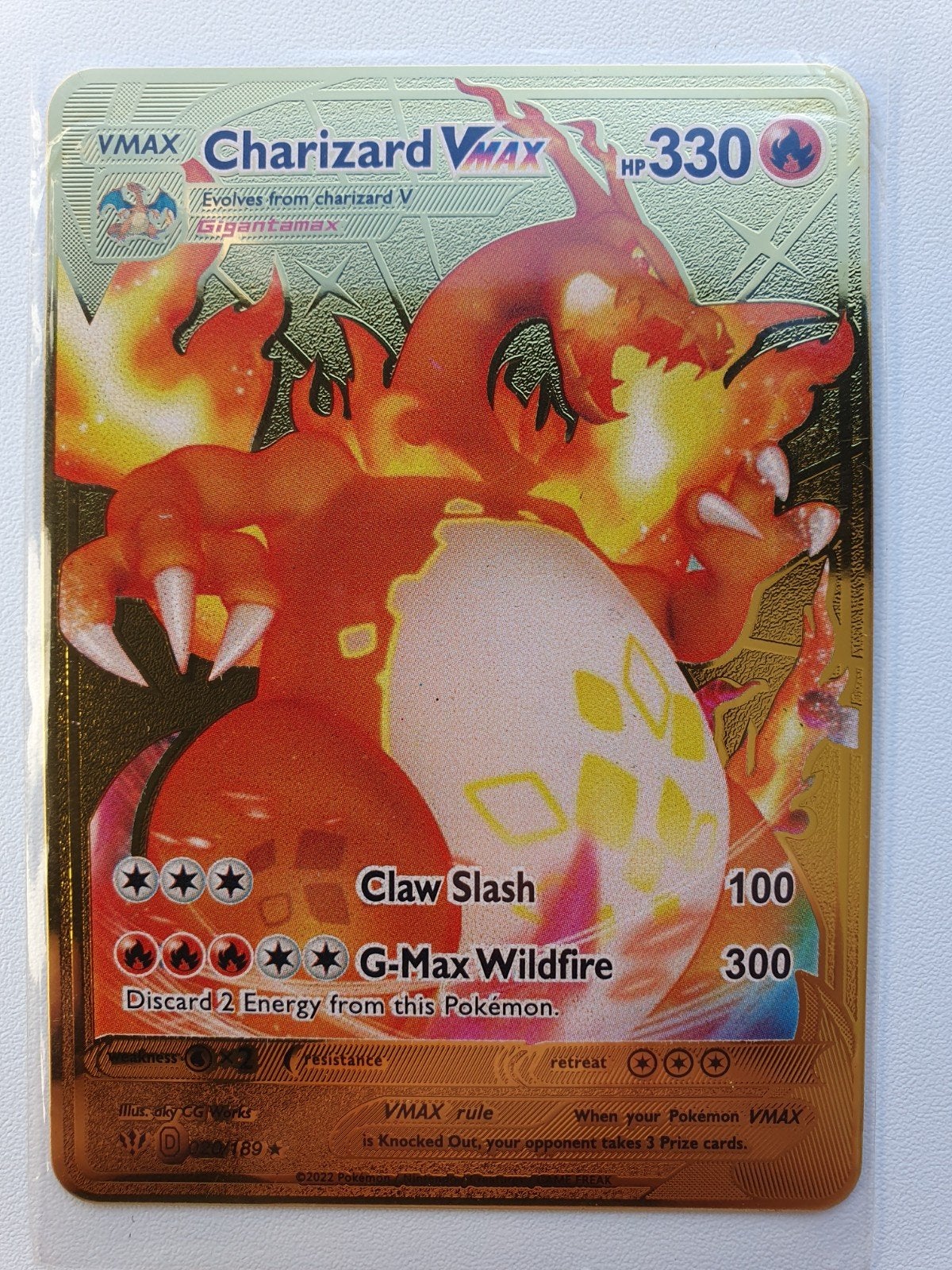 Charizard V Max Artwork, Metalen Pokémon kaart, Metal Card, Ophalen of Verzenden, Zo goed als nieuw, Losse kaart